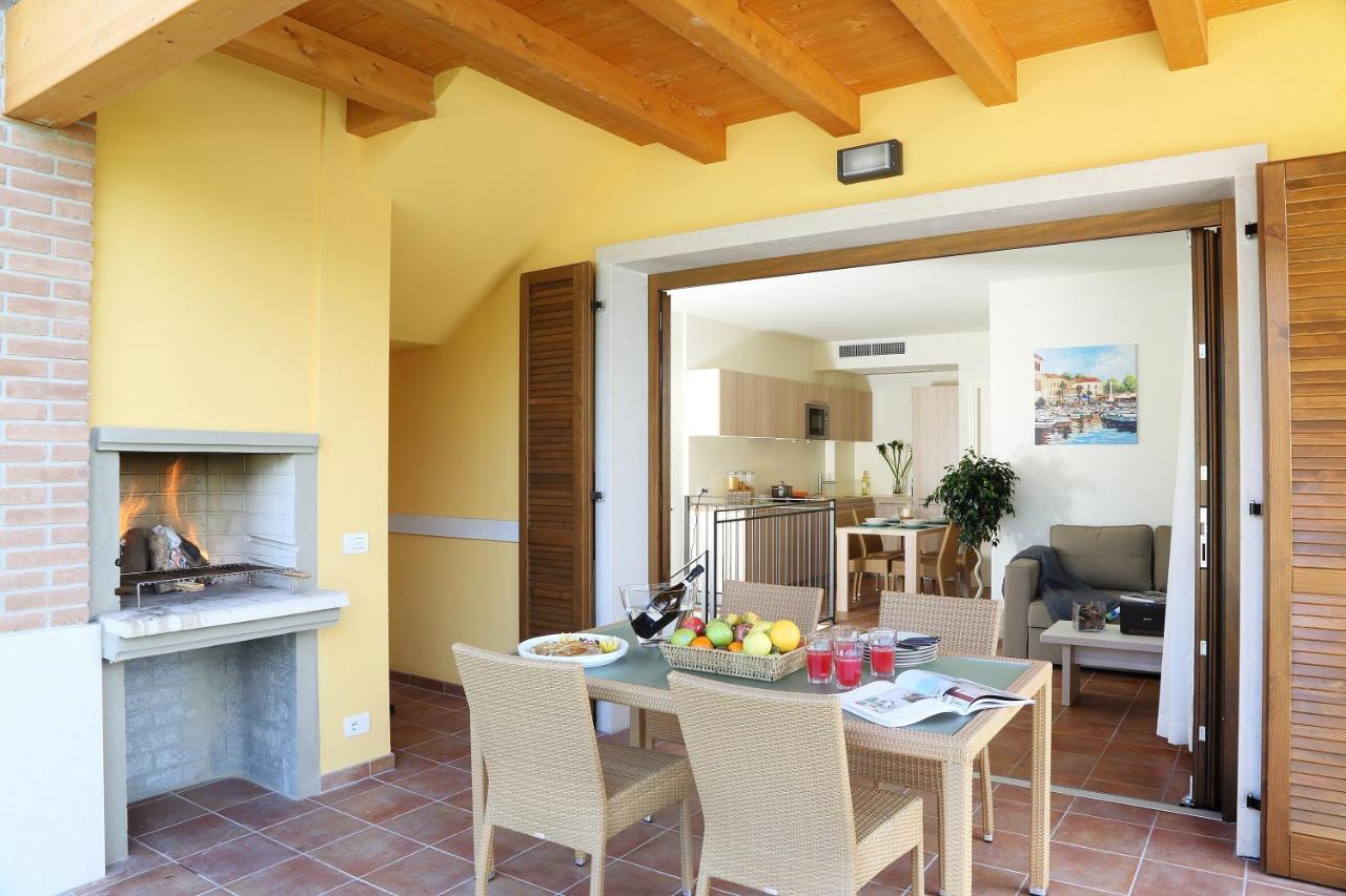 Appartamenti Corte Leonardo Garda  Exterior photo